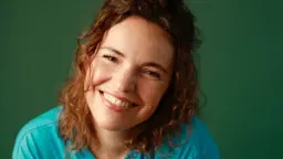 Beth Stelling