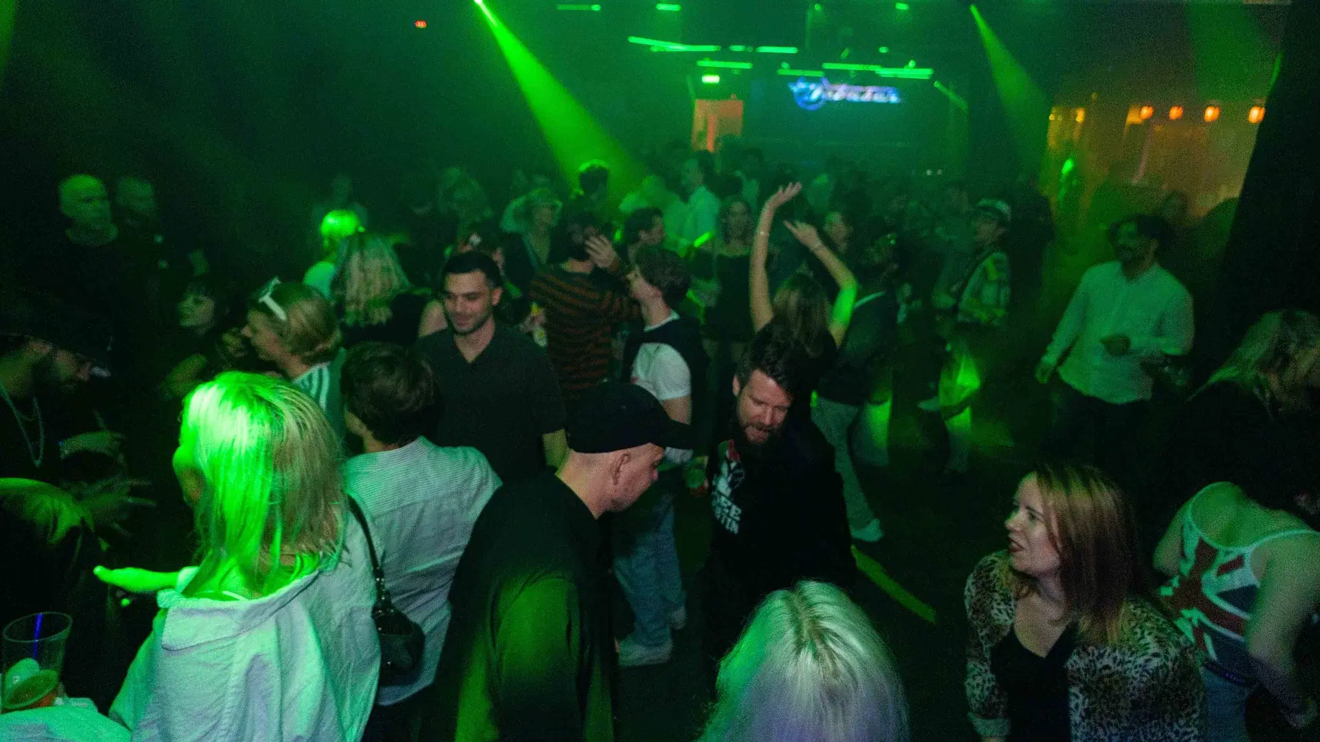 20/3 DEKIS RECORDS | DEBASER KLUBBEN