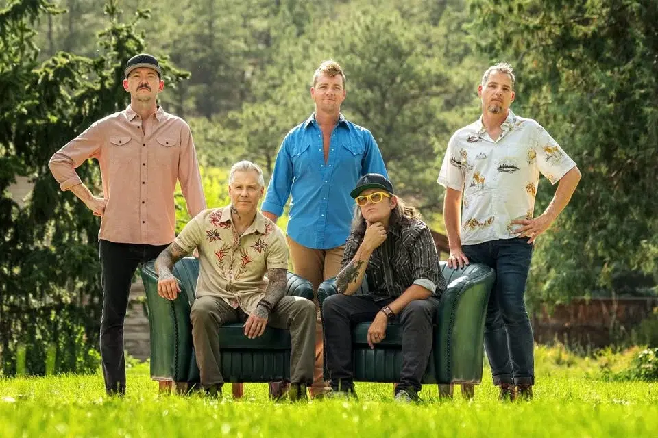 The Infamous Stringdusters