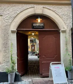 Frigörande dans i Gamla stan