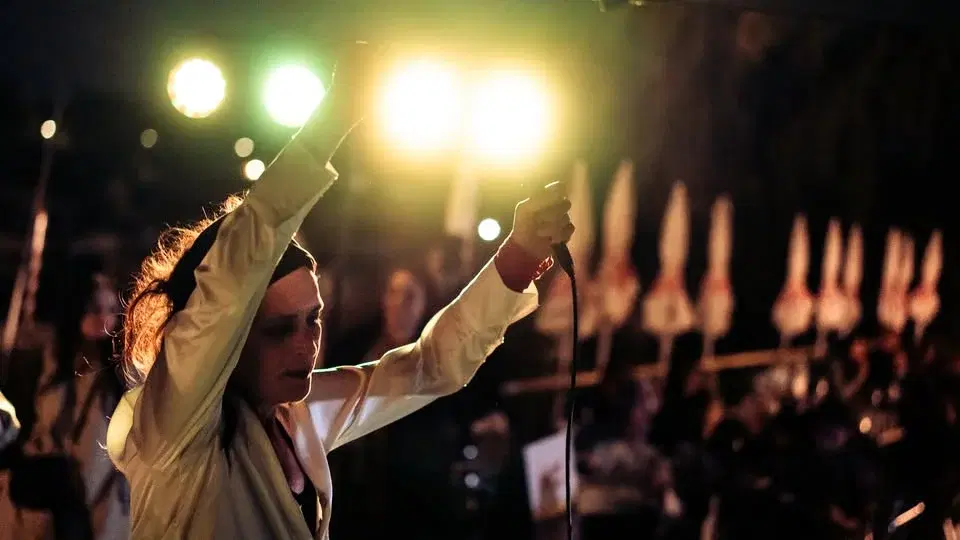 Tini Trampler & Playbackdolls - Ich hab viel zu viel Liebe in mir // STADTSAAL Wien