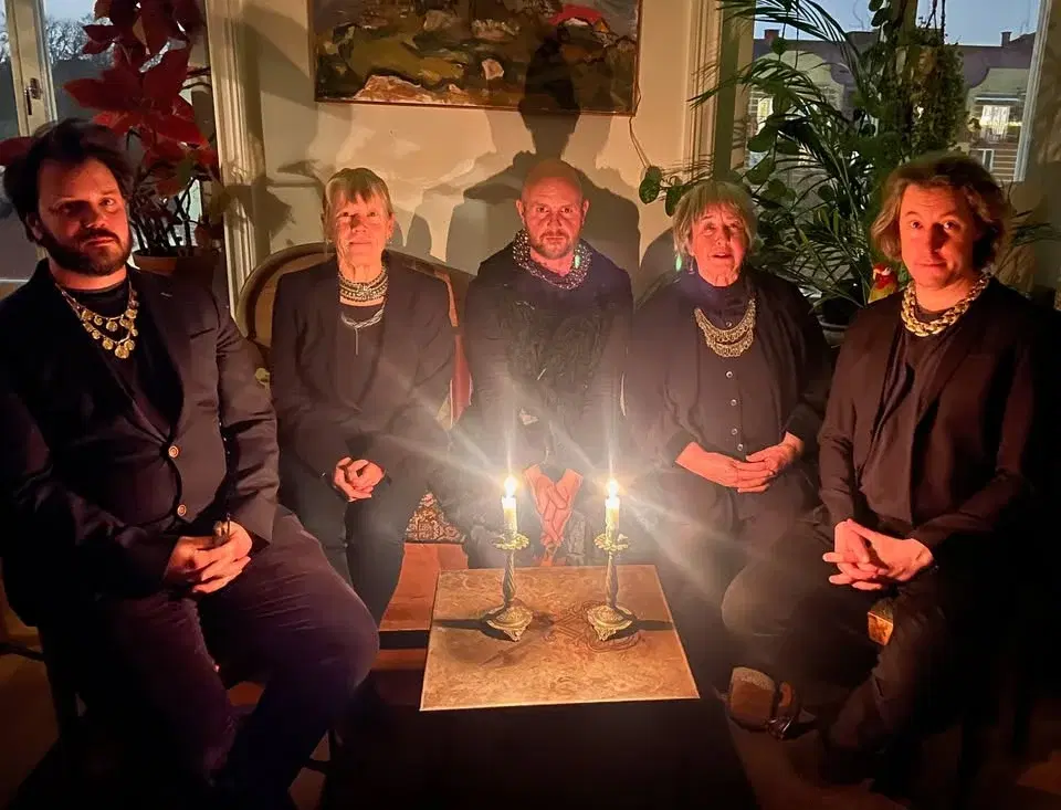 Hör&Scen | IBSENS RIBS