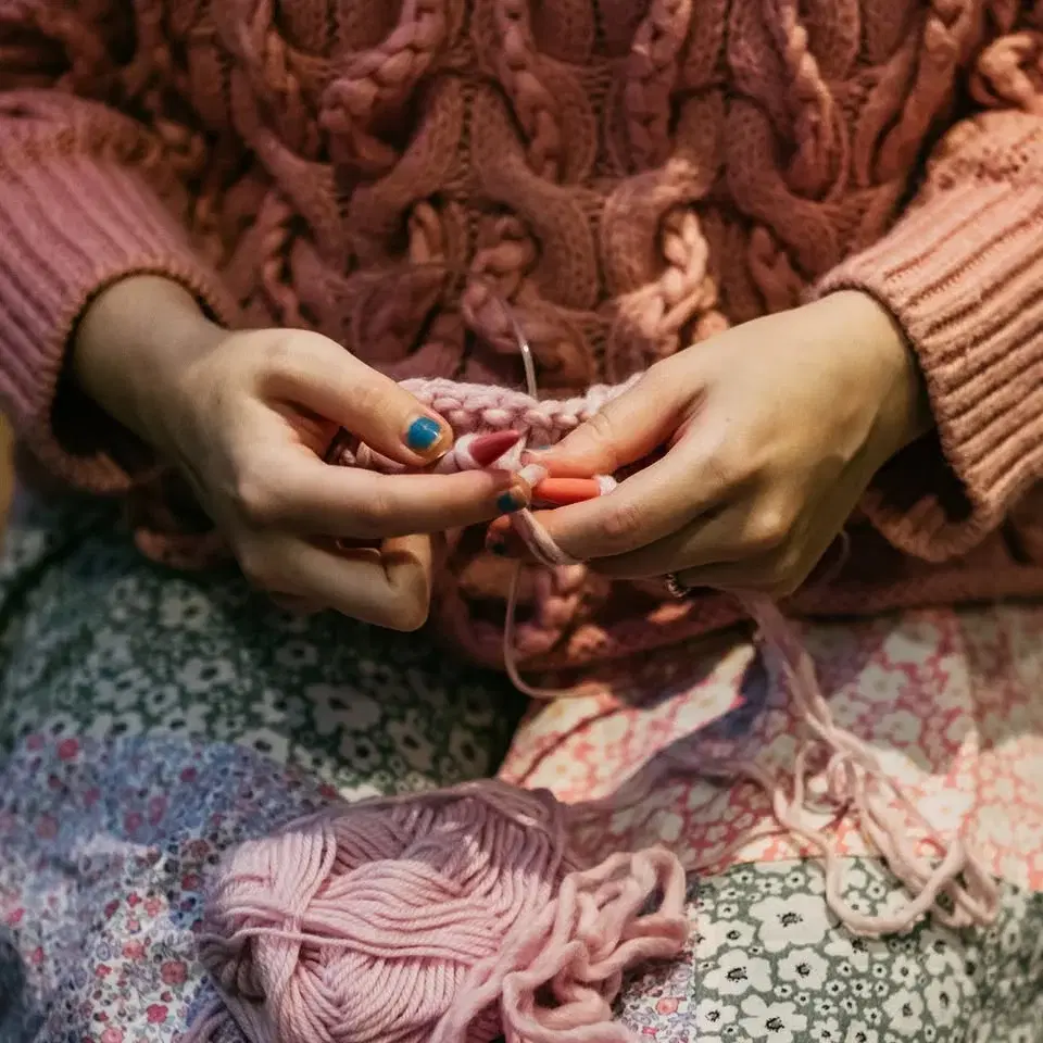 Stick-AW: Skapa STF Stockholms mössa ✨