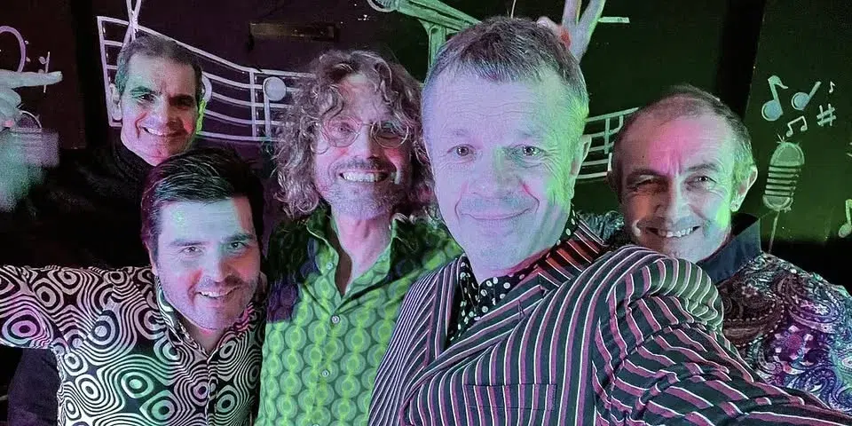 The High Tones - The Sounds of the Sixties!