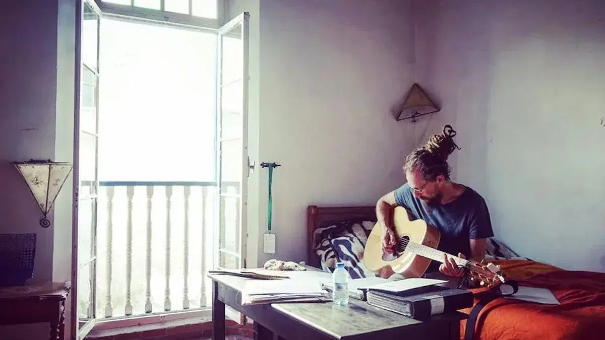 Georga med band på Vreta kloster bryggeri