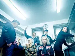 BRĂSELMASCHINE - Live on Tour