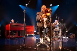 Fred Wesley Generations (US) | The Art of the Trio | Victoriateatern