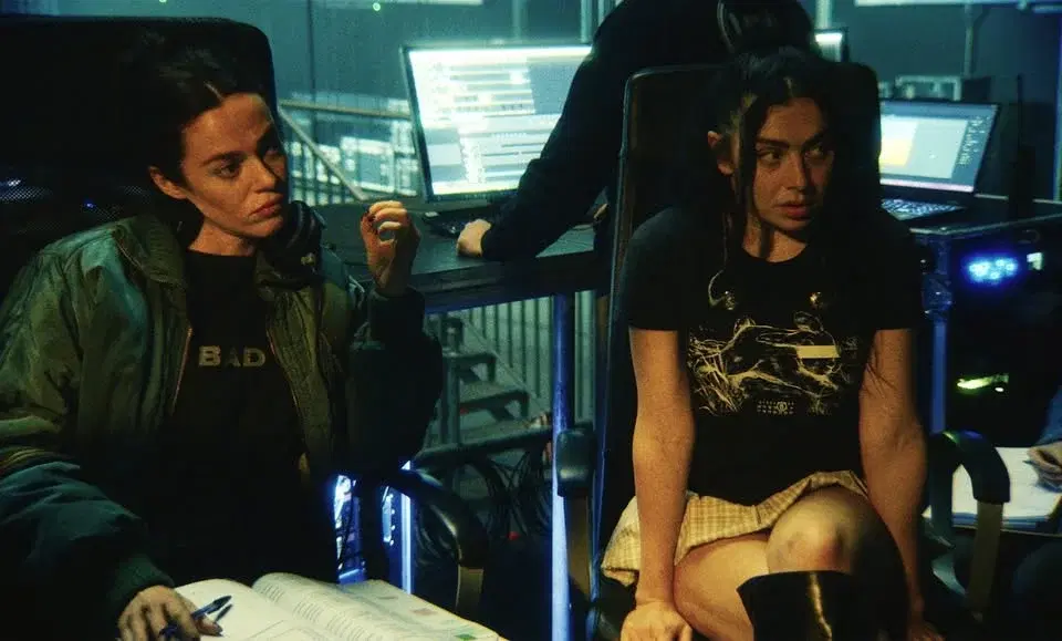 THE MOMENT - Charli XCX på Bio Roy