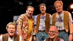 V-jeans, rödtjut & träskor