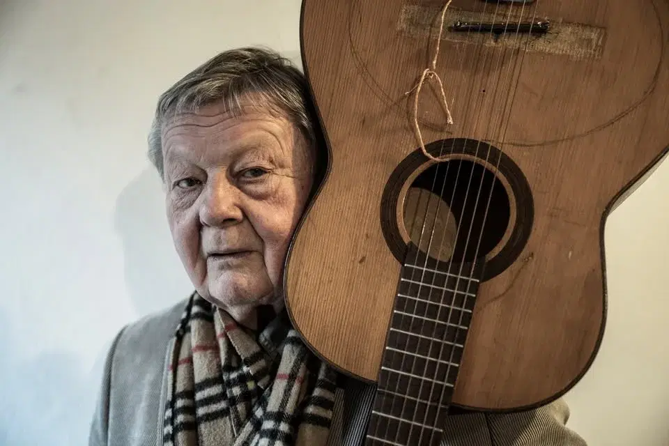 VLADIMÍR MERTA 80+?