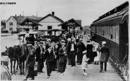 The Railroad Comes to Delaware