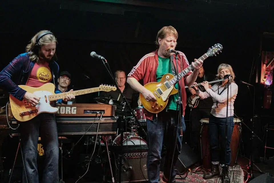 Lyxbabian Live! Fyrens Ölkafé