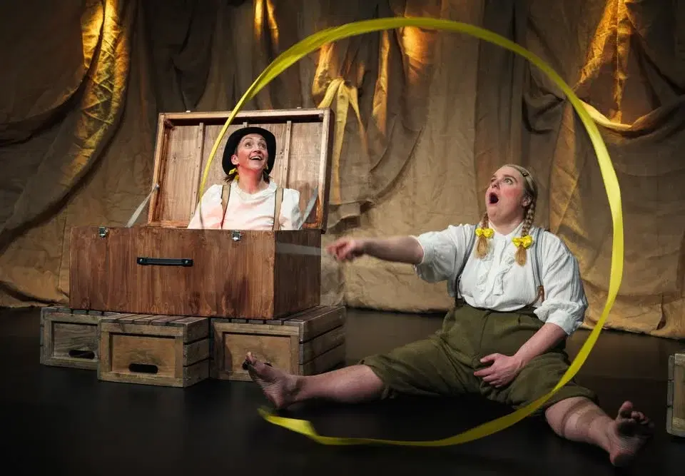 BULLAN Barnscen Skultuna, Skultuna bibliotek. Vågar jag? med Mittiprickteatern